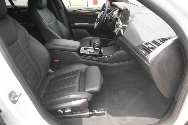 Used 2022 BMW X4 M40i w/ Premium Package image 19