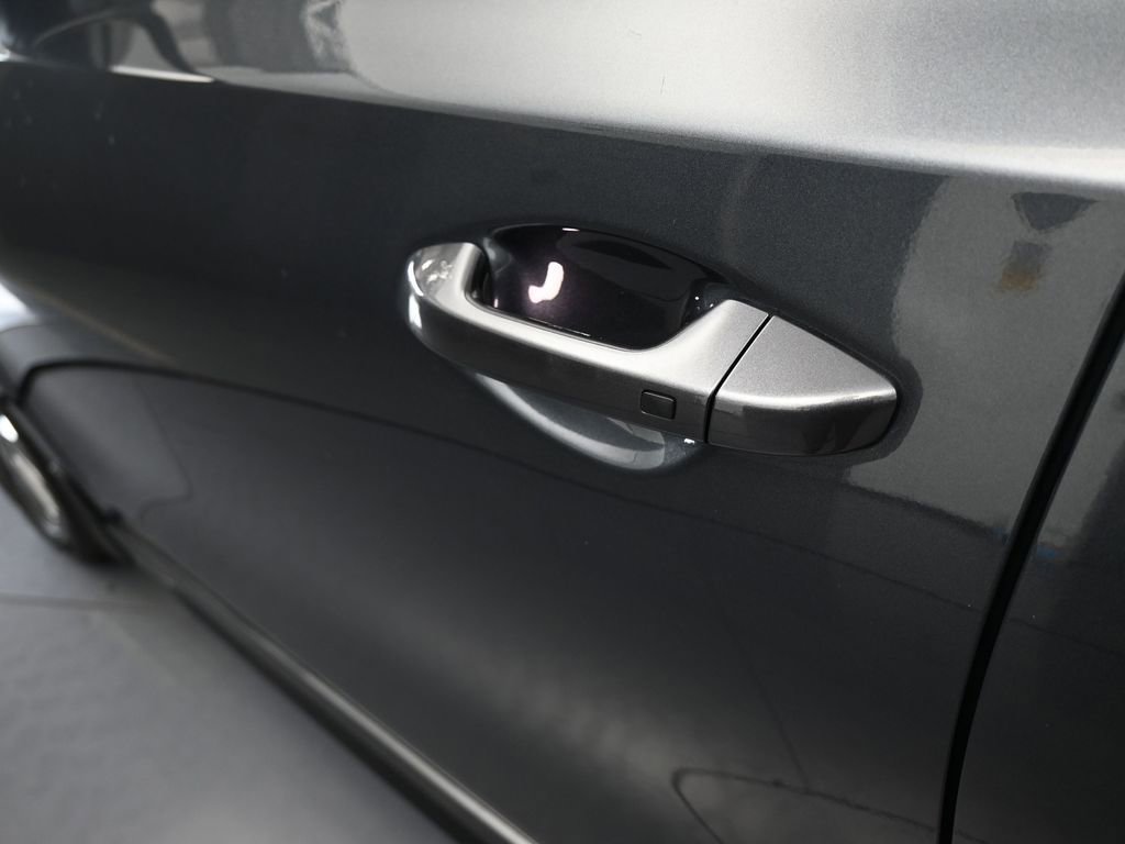 Used 2023 Kia Forte GT-Line image 33