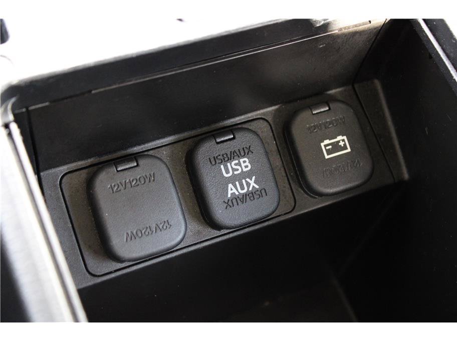 Used 2014 MAZDA MAZDA3 i Touring image 27