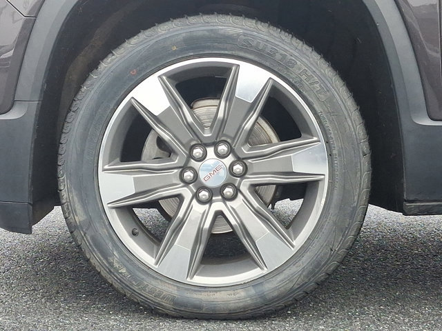 Used 2017 GMC Acadia SLT image 9