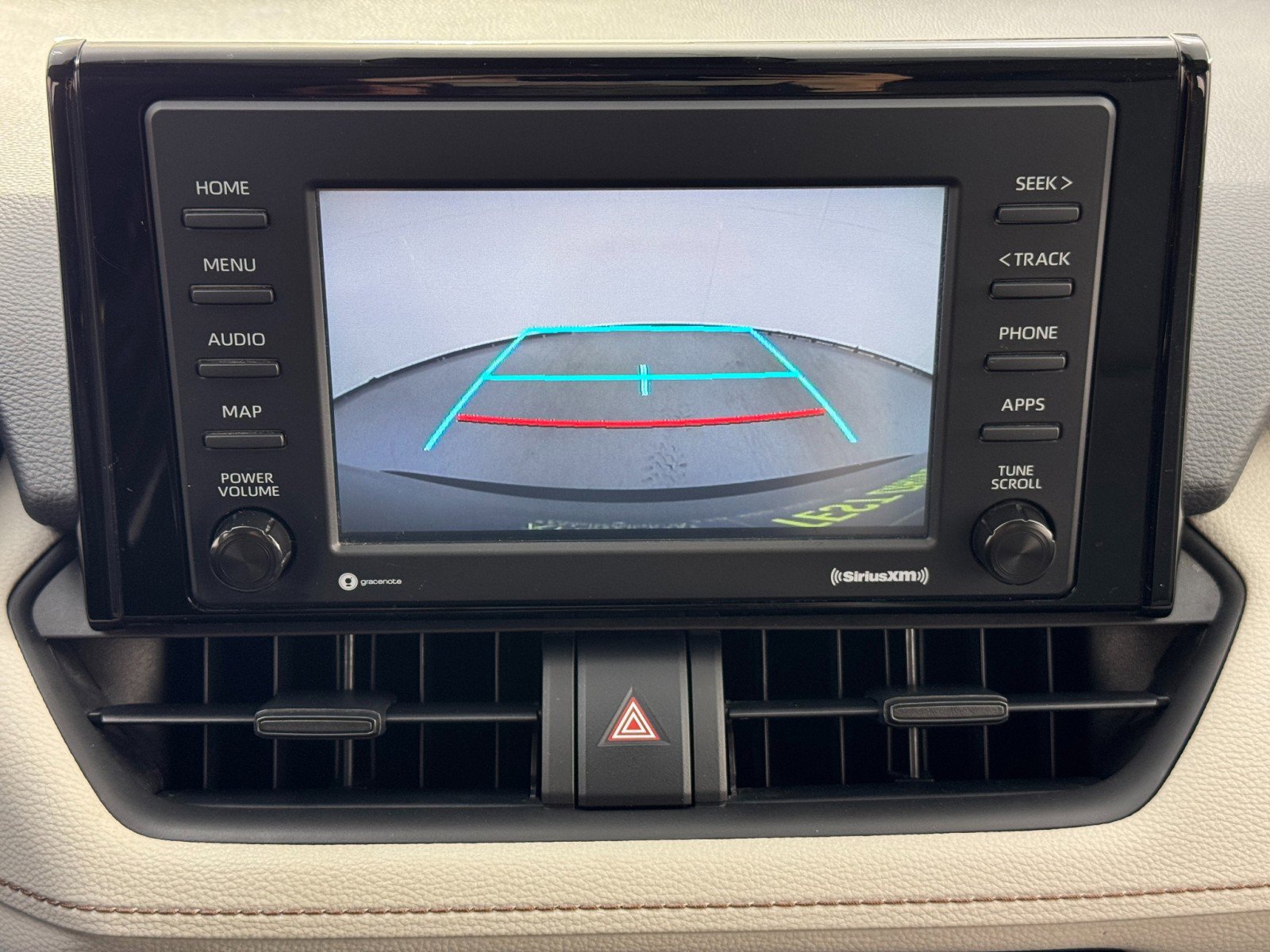 Used 2022 Toyota RAV4 XLE image 23