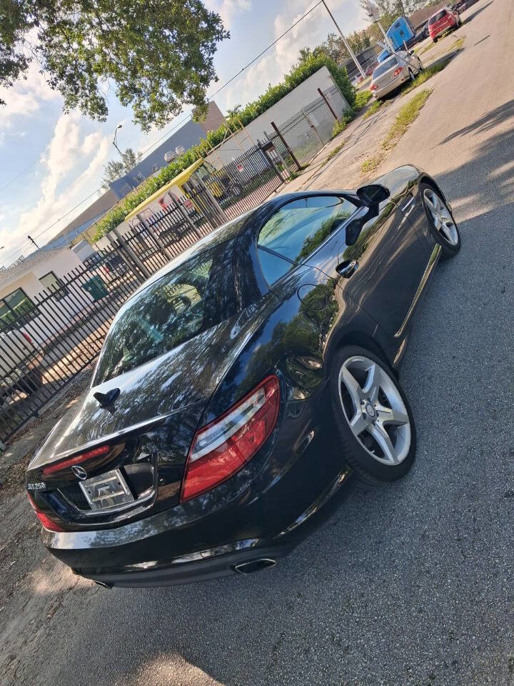 Used 2013 Mercedes-Benz SLK 250 w/ Premium I Pkg image 9