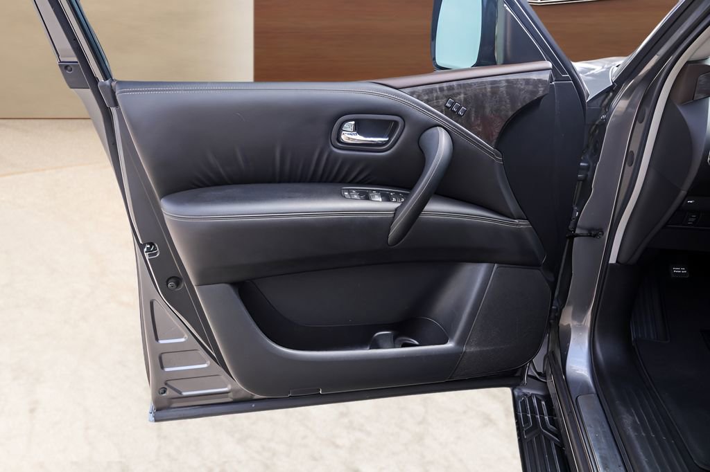 Used 2021 Nissan Armada Platinum w/ Captain's Chairs Package RWD image 22
