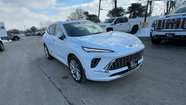 New 2026 Buick Envision Avenir image 2