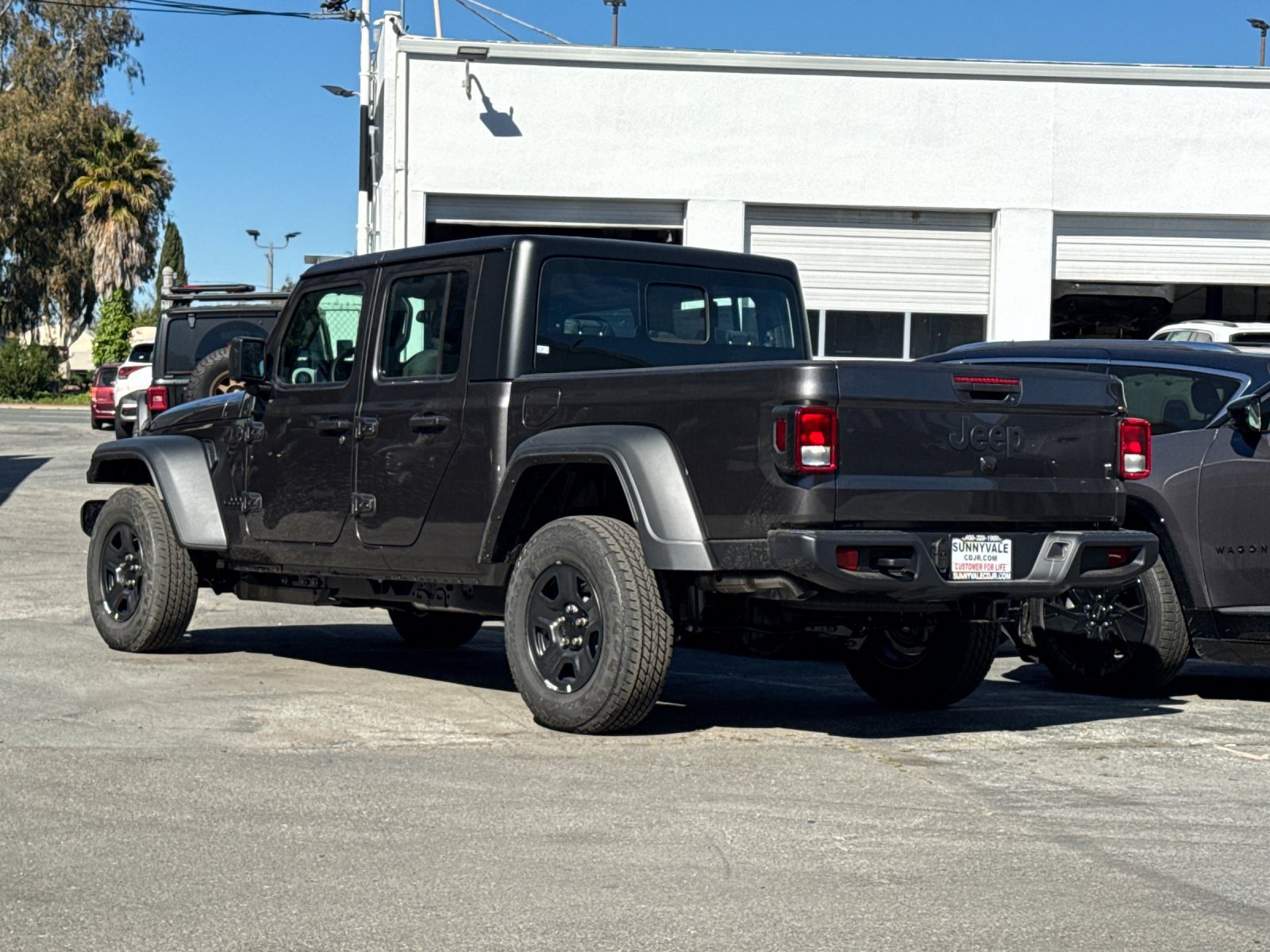 New 2026 Jeep Gladiator Sport AWD/4WD image 6