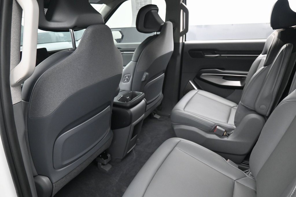 Used 2024 Kia EV9 Light Long Range image 34