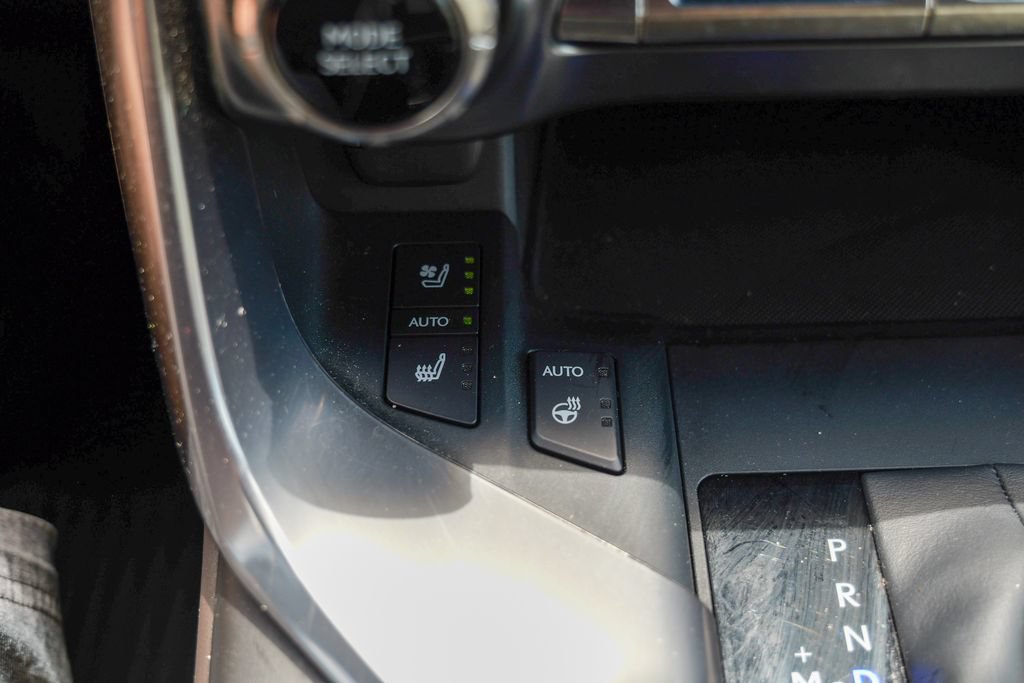 Used 2024 Lexus LX 600 4WD w/ Appearance Package image 54