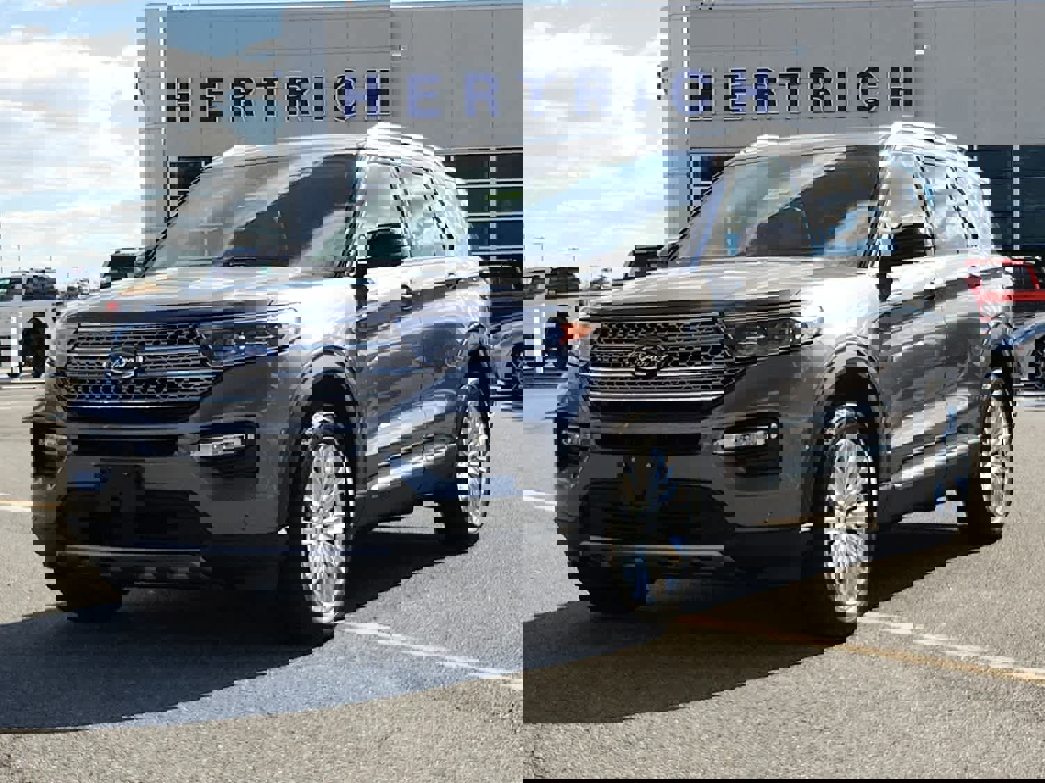 Used 2023 Ford Explorer Limited w/ Hybrid Equipment Group 310A video 1