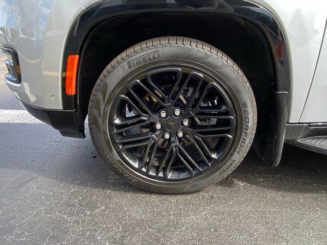 Used 2024 Jeep Wagoneer Series II image 12