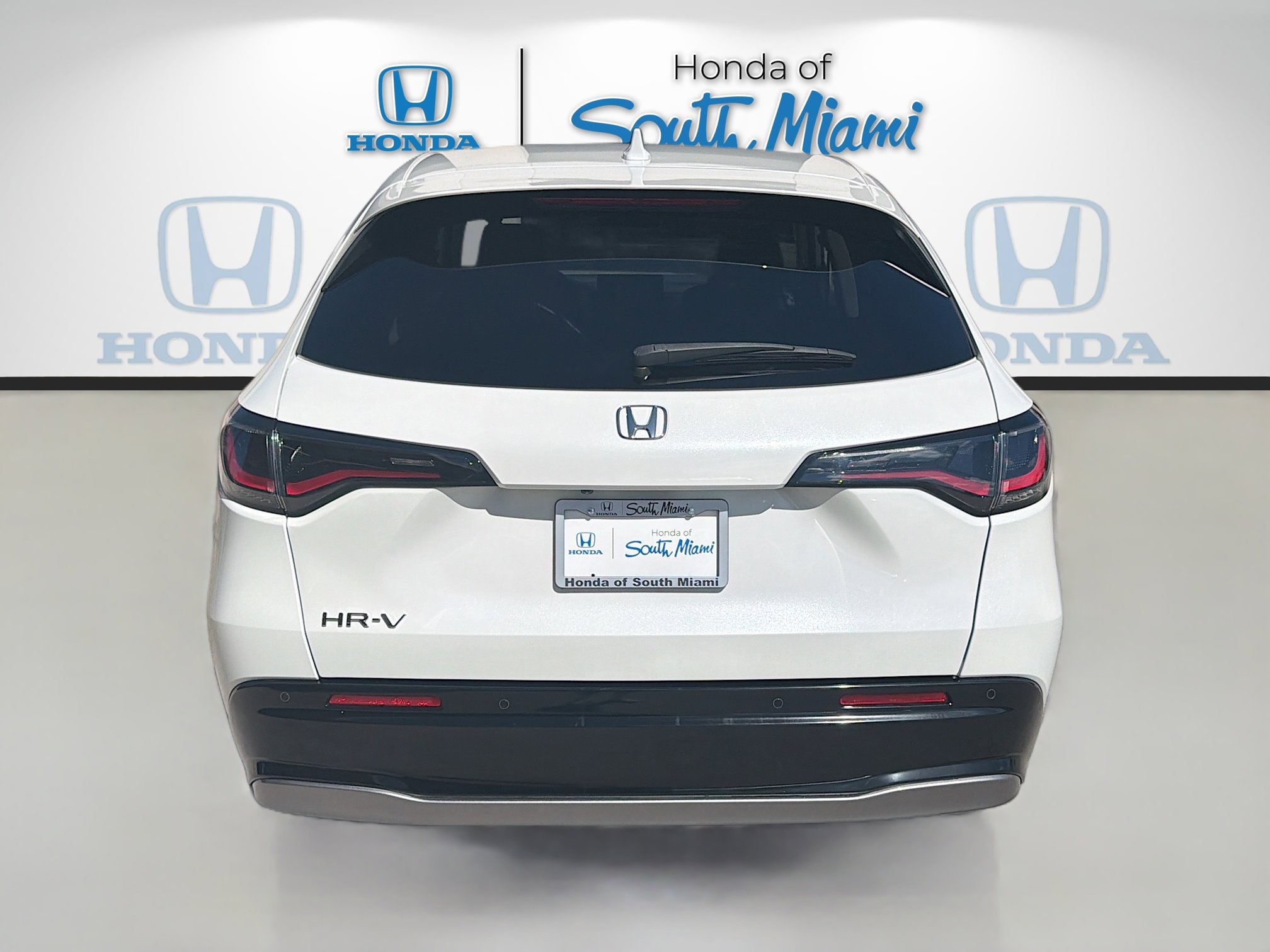 Certified 2024 Honda HR-V EX-L image 6
