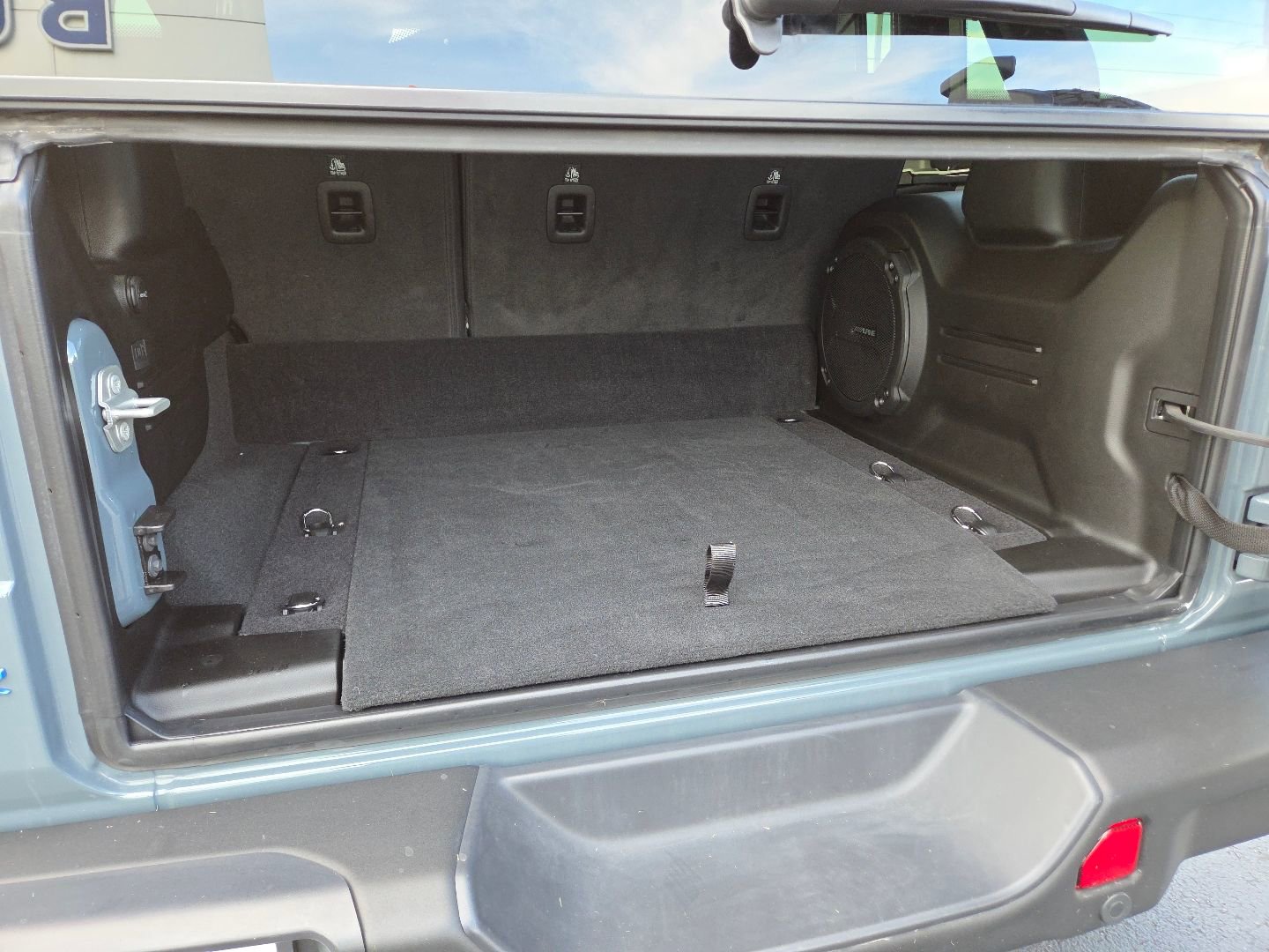 Used 2024 Jeep Wrangler Unlimited Rubicon 4xe image 16