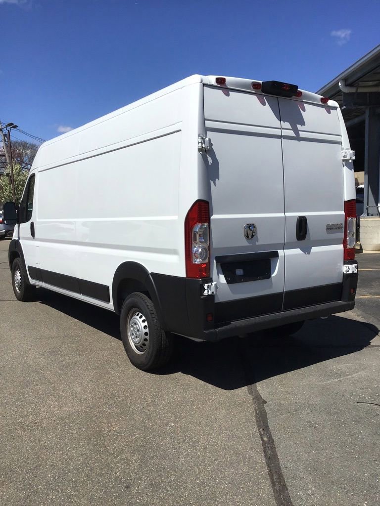 Used 2026 RAM ProMaster 2500 w/ Convenience Group FWD image 3
