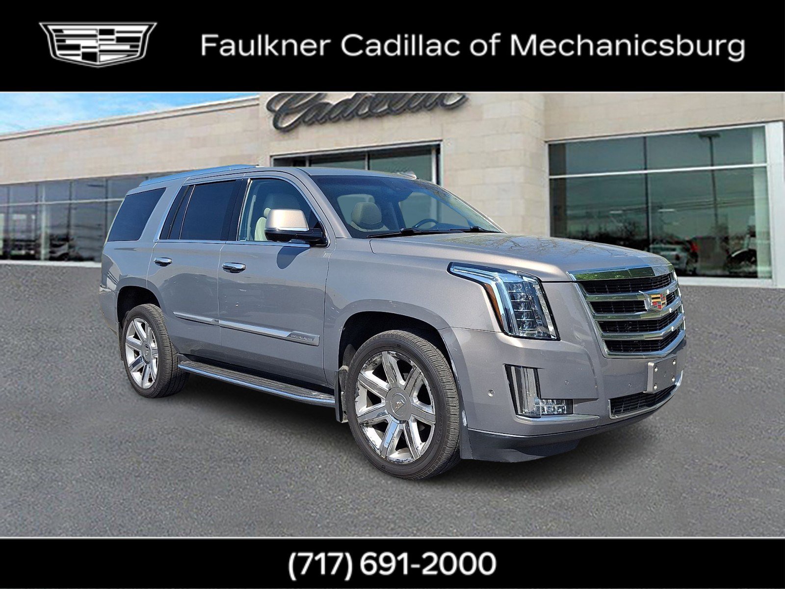 Used 2018 Cadillac Escalade Luxury AWD/4WD image 1
