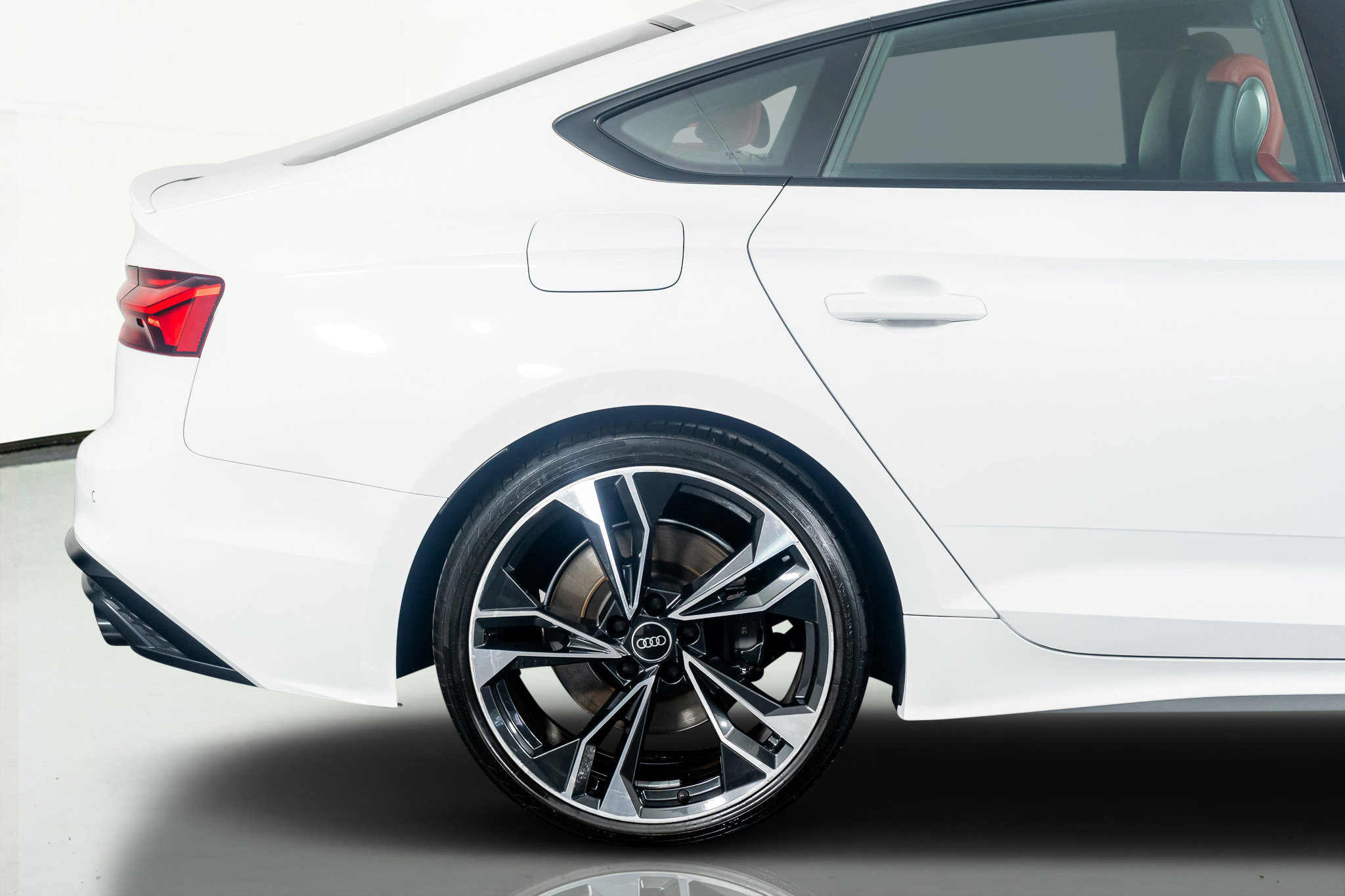 Used 2023 Audi S5 Premium Plus w/ Premium Plus Package image 8