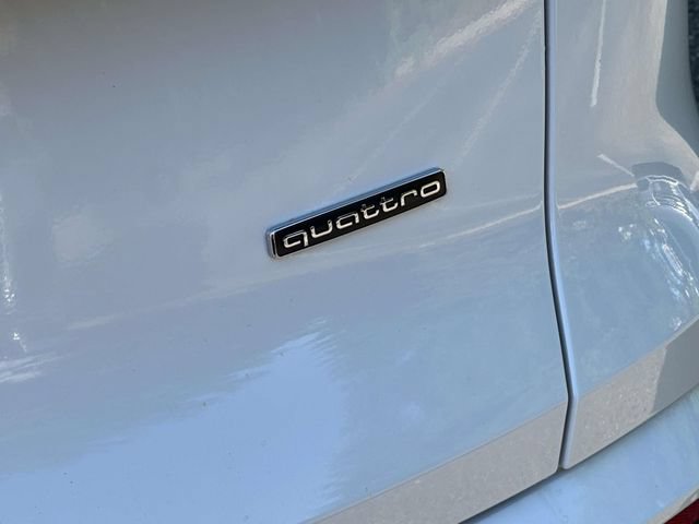 Certified 2025 Audi Q5 Premium AWD/4WD image 11