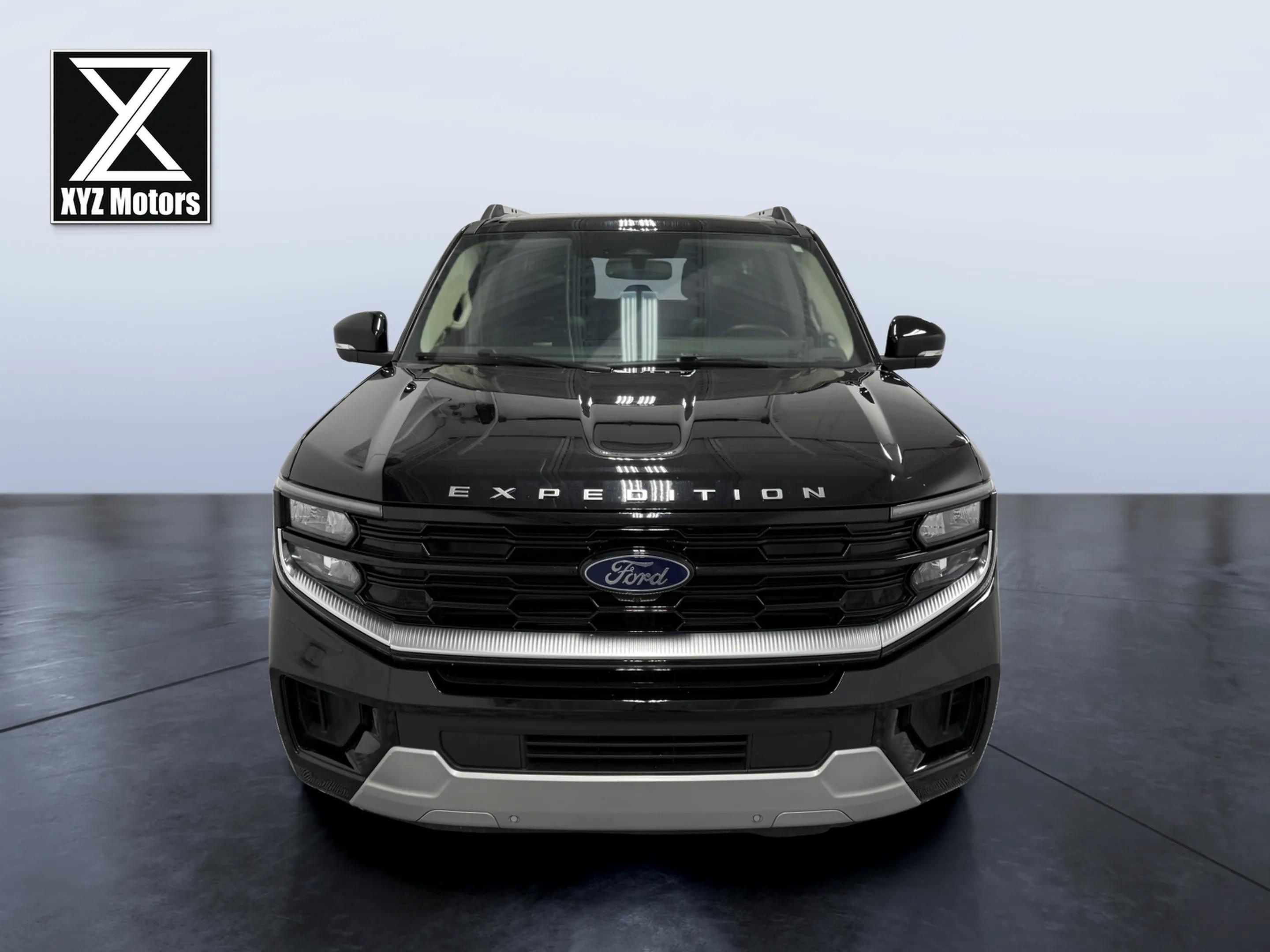Used 2025 Ford Expedition Max Platinum AWD/4WD image 9