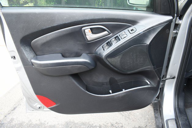Used 2013 Hyundai Tucson Limited AWD/4WD image 13