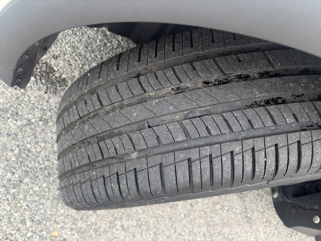 Used 2013 Ford Escape SEL AWD/4WD image 27