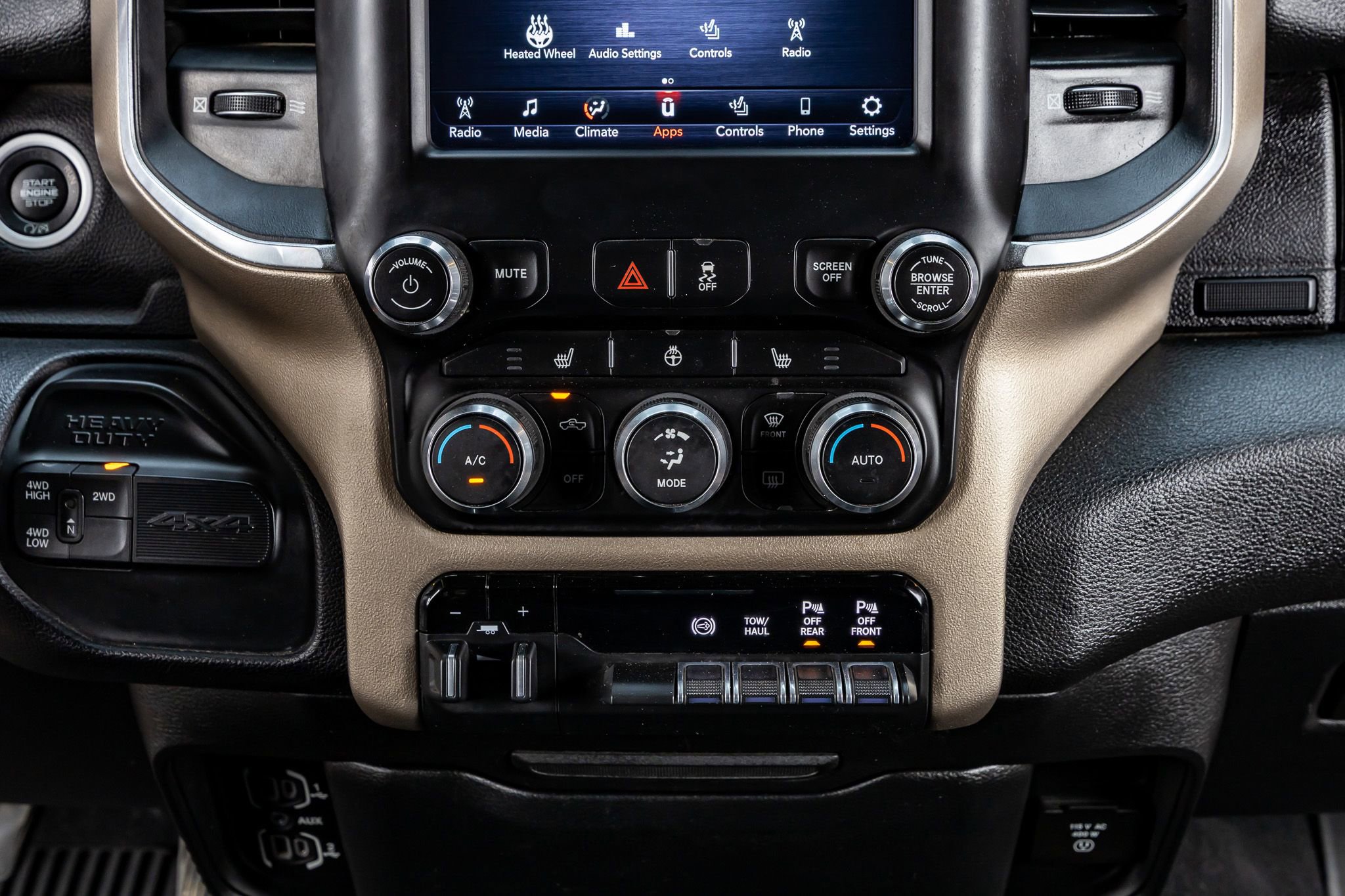 Used 2020 RAM 2500 Laramie AWD/4WD image 27