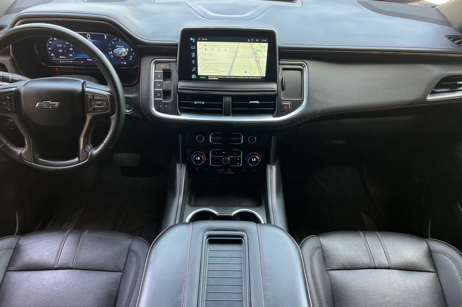 Used 2024 Chevrolet Tahoe RST w/ Luxury Package AWD/4WD image 4