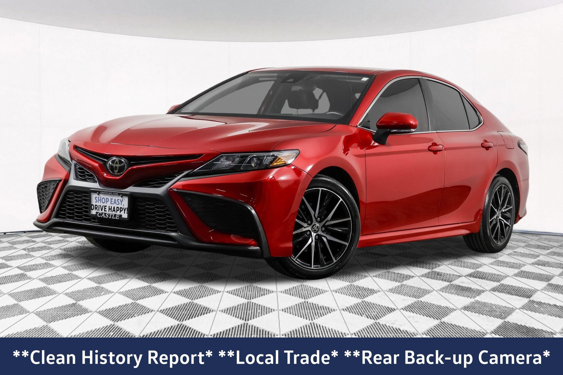Used 2023 Toyota Camry SE FWD image 2