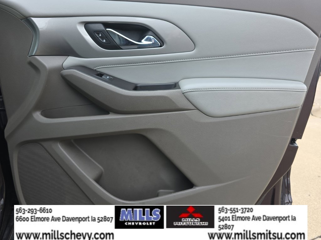Used 2020 Chevrolet Traverse LT AWD/4WD image 24