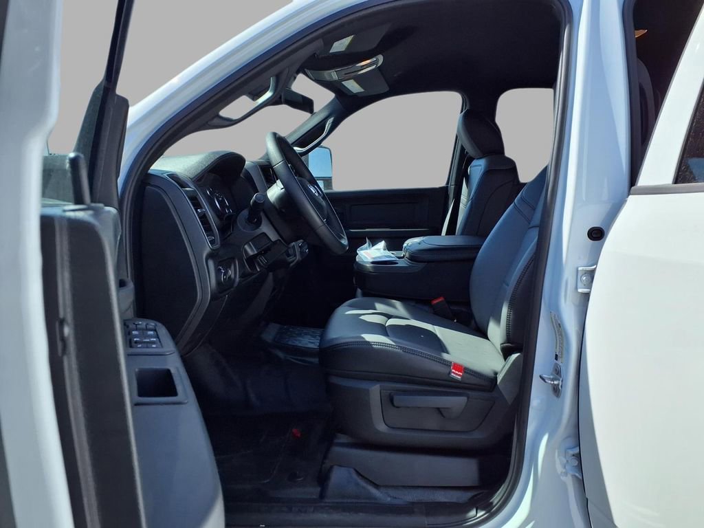 New 2026 RAM 5500 Tradesman AWD/4WD image 22