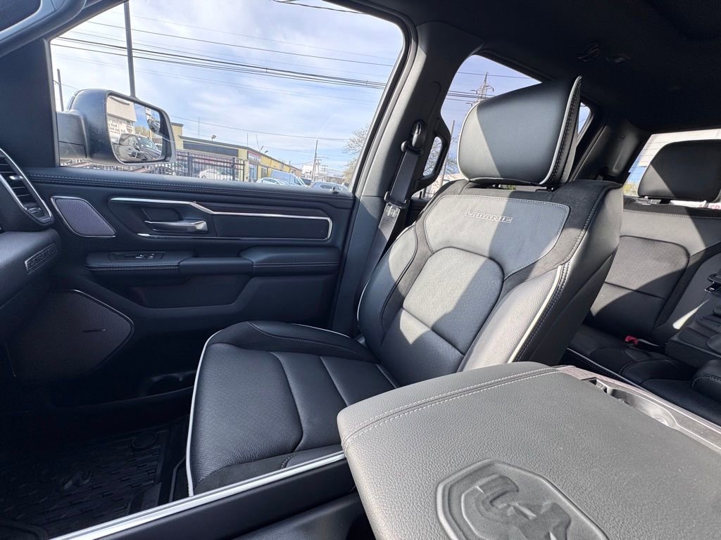 New 2026 RAM 1500 Laramie AWD/4WD image 15