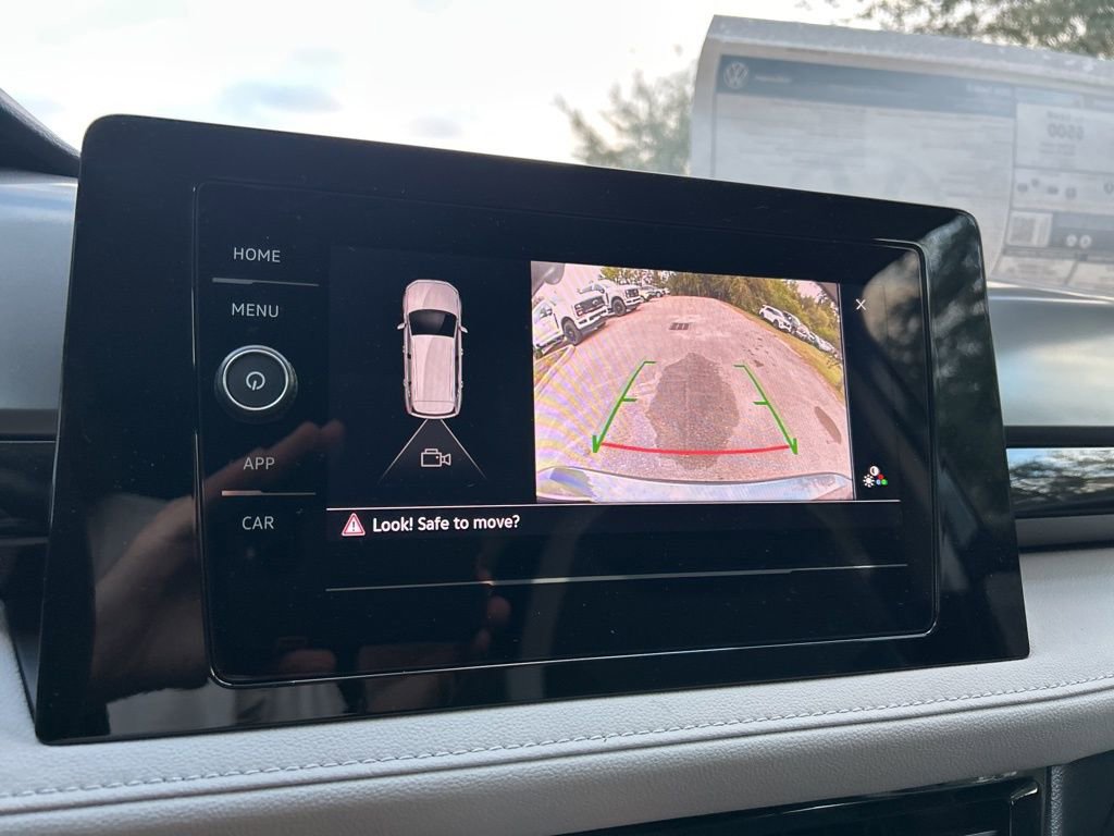 New 2026 Volkswagen Taos S FWD image 27