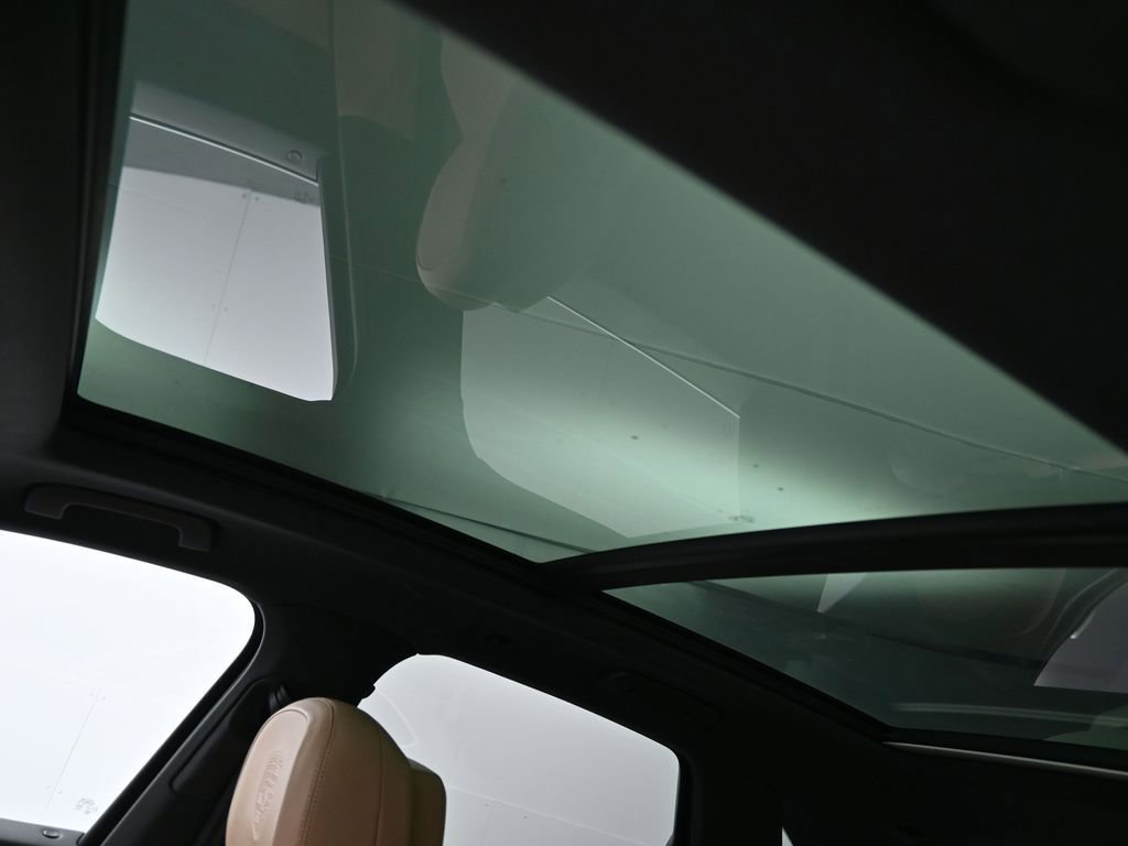 Certified 2020 Porsche Cayenne E-Hybrid image 24