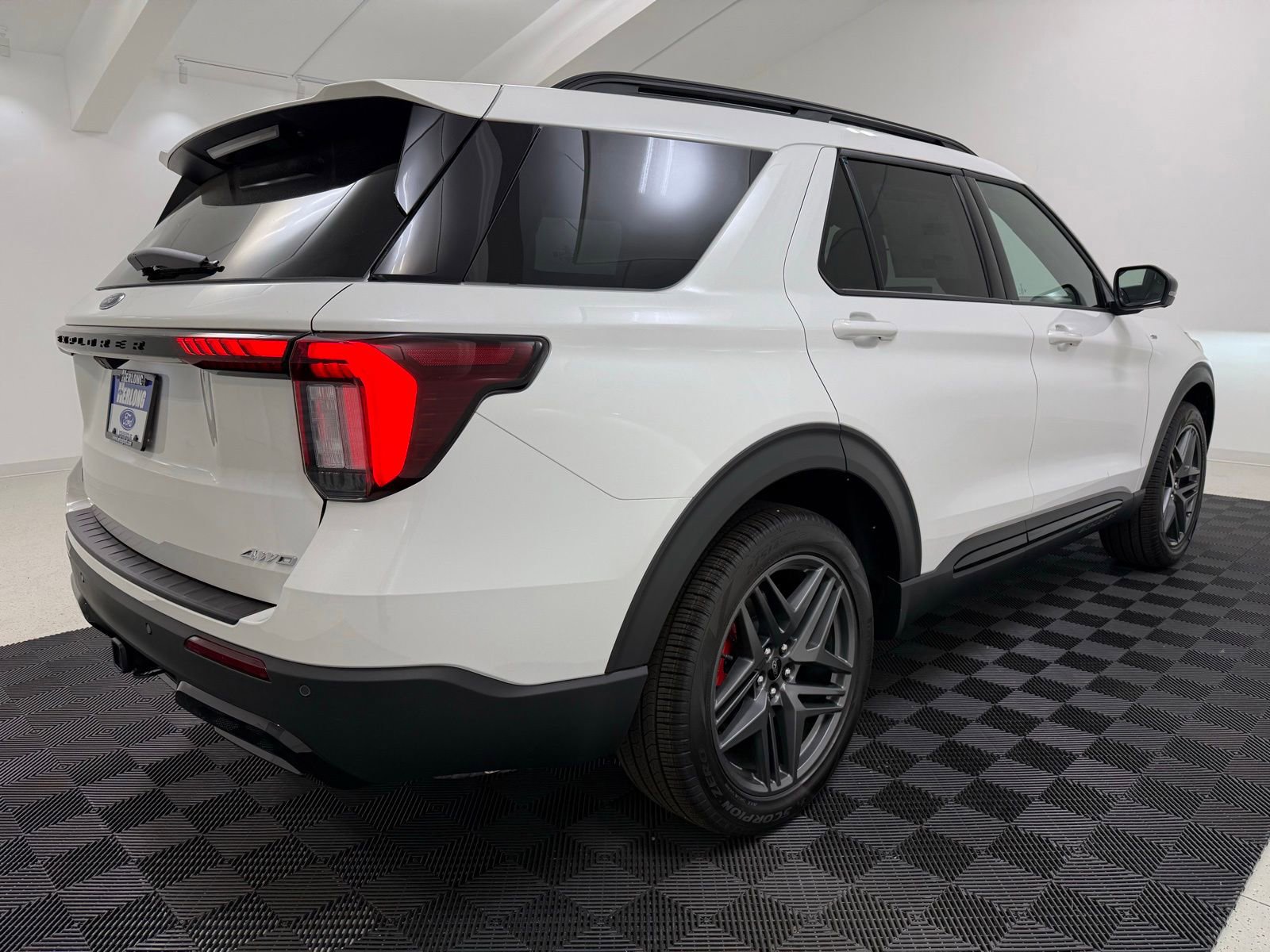 New 2026 Ford Explorer ST-Line AWD/4WD image 7