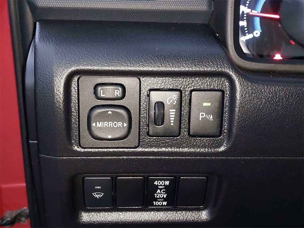 Used 2016 Toyota 4Runner Limited image 22