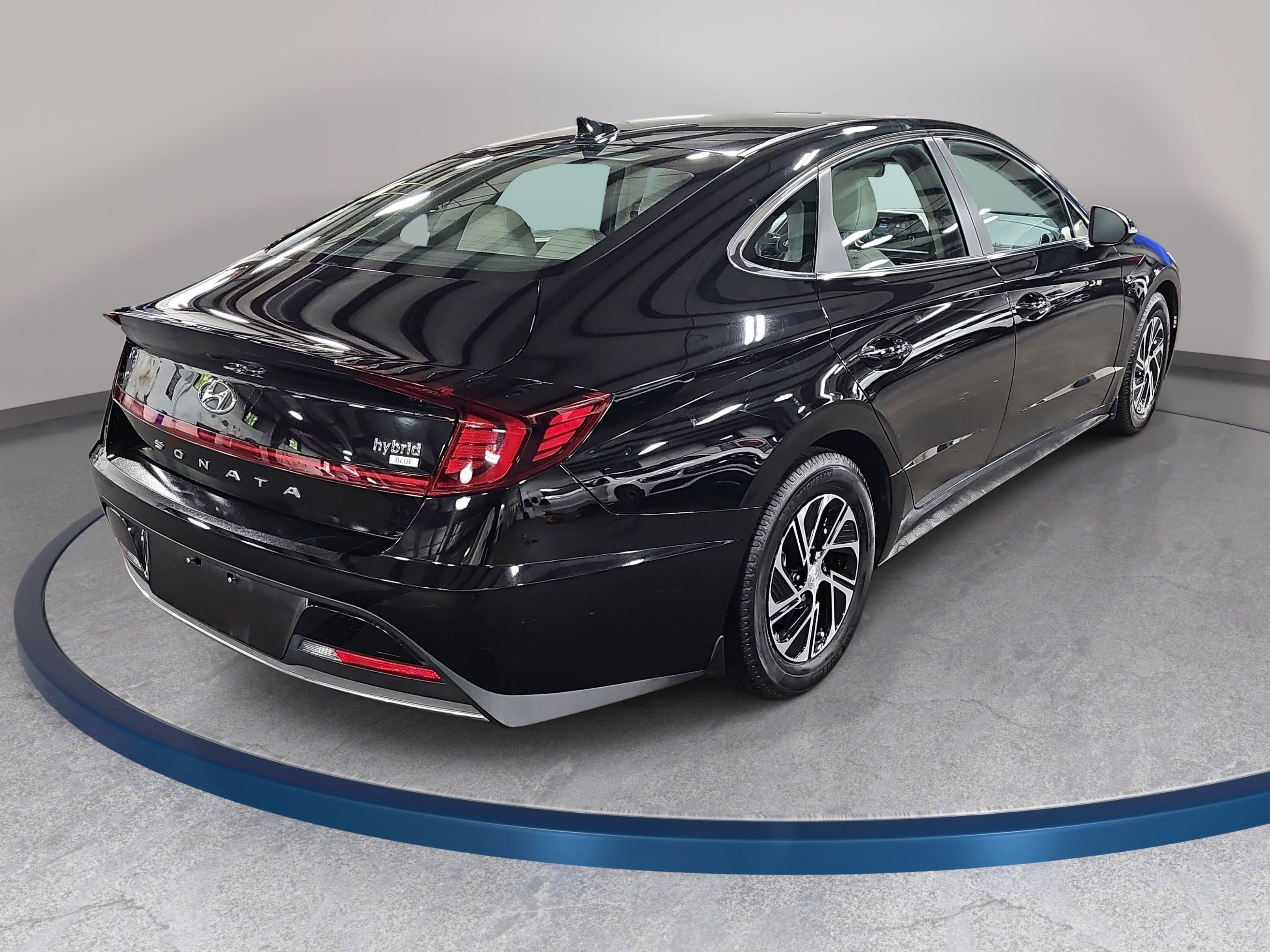 Used 2023 Hyundai Sonata Blue FWD image 5
