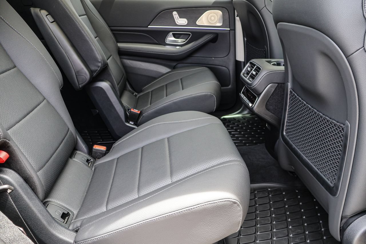 New 2026 Mercedes-Benz GLS 450 4MATIC image 43