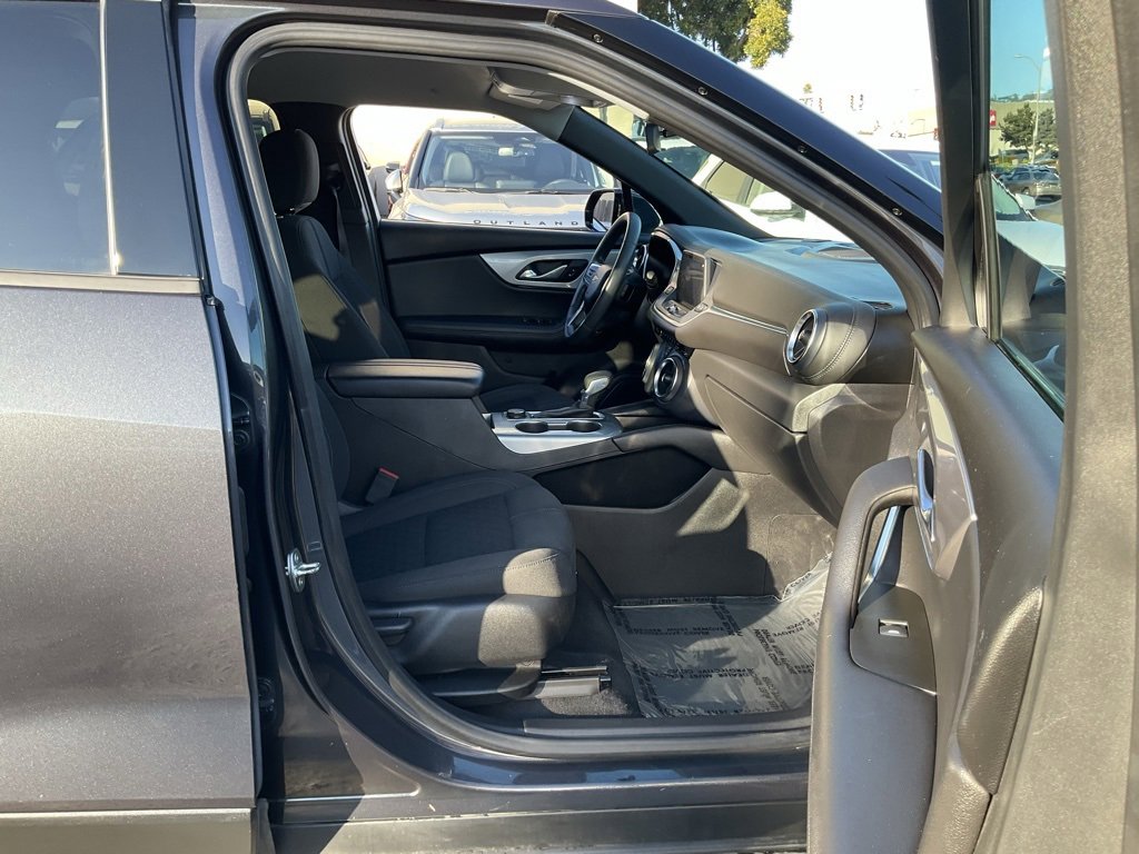Used 2021 Chevrolet Blazer LT image 54