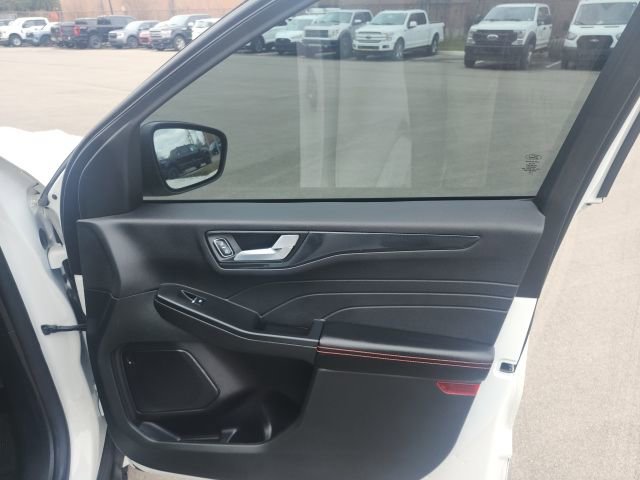 Used 2024 Ford Escape ST-Line w/ Tech Pack #1 image 10