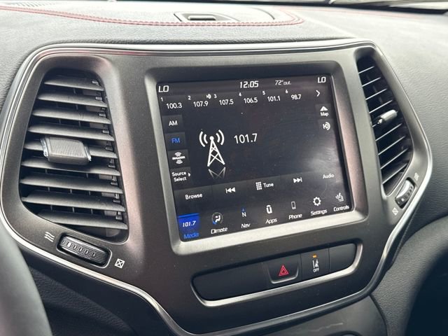 Used 2022 Jeep Cherokee Trailhawk w/ Sound & Nav Group image 17