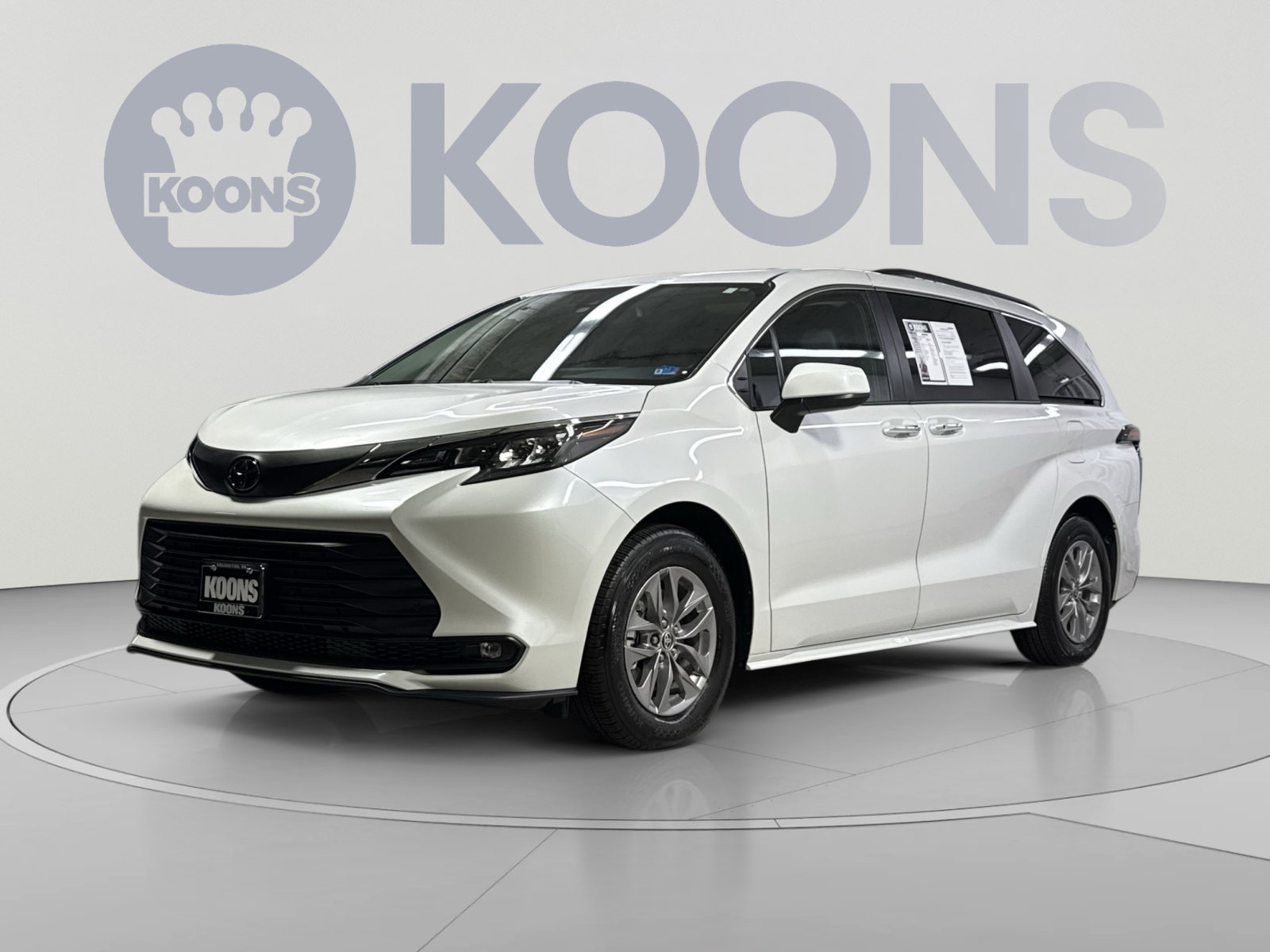 Used 2026 Toyota Sienna XLE