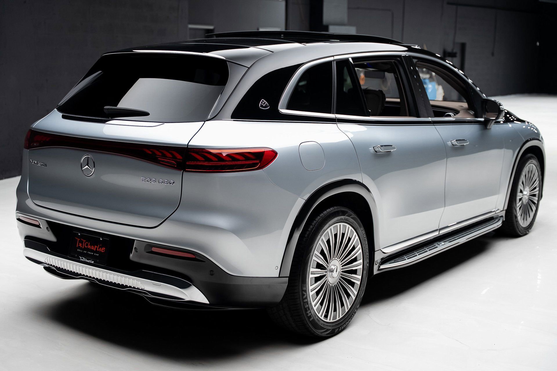 Used 2024 Mercedes-Benz Maybach EQS 680 4MATIC image 34