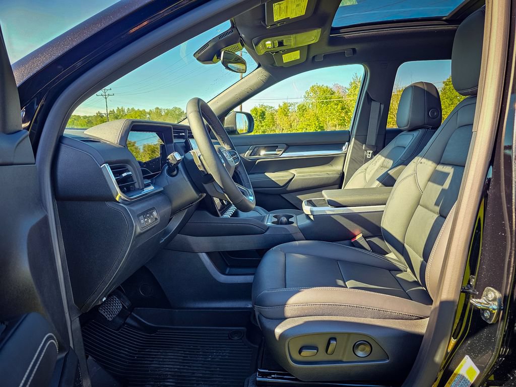 New 2027 GMC Terrain Elevation w/ Elevation Premium Package AWD/4WD image 13