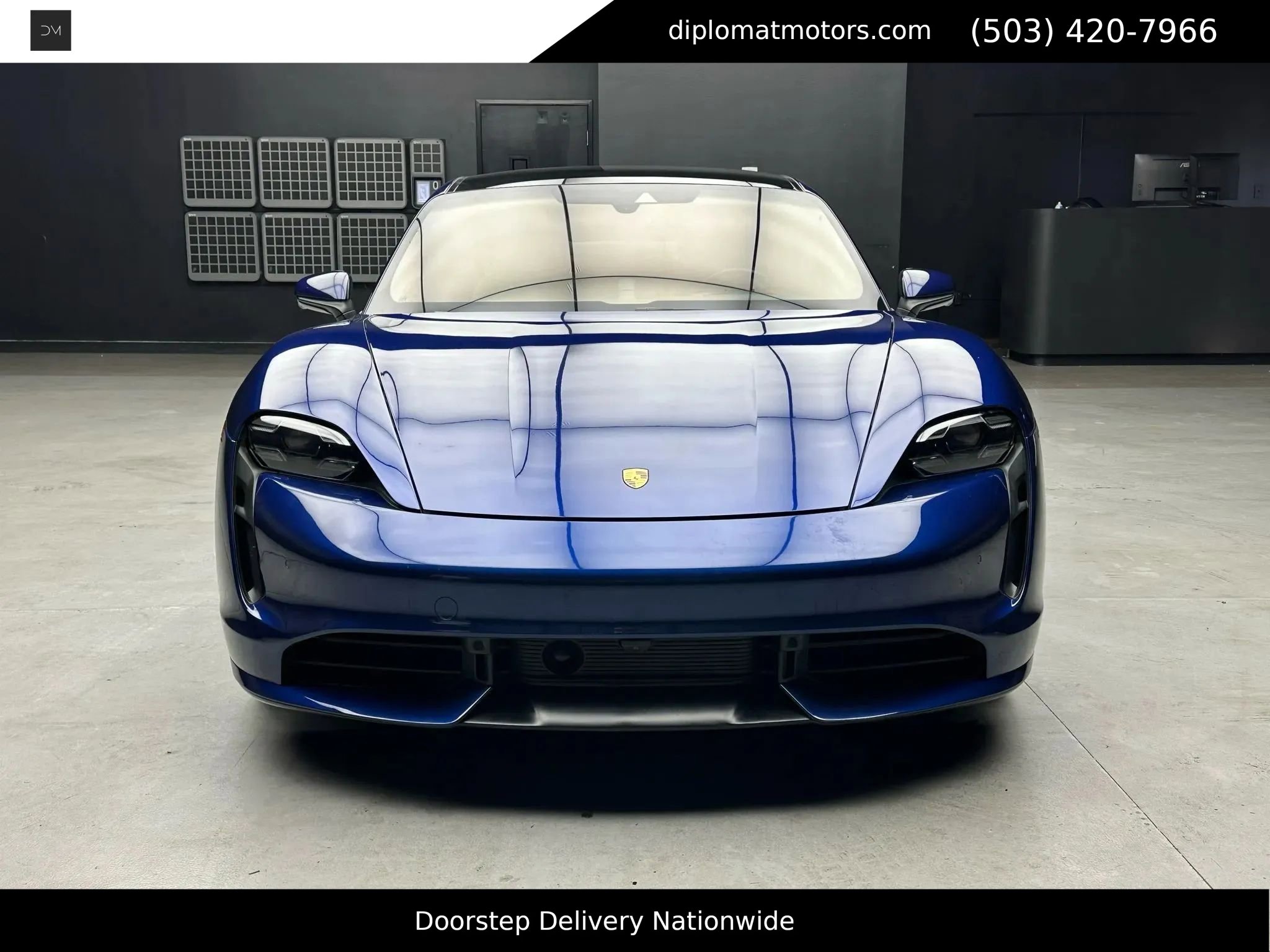 Used 2020 Porsche Taycan image 10