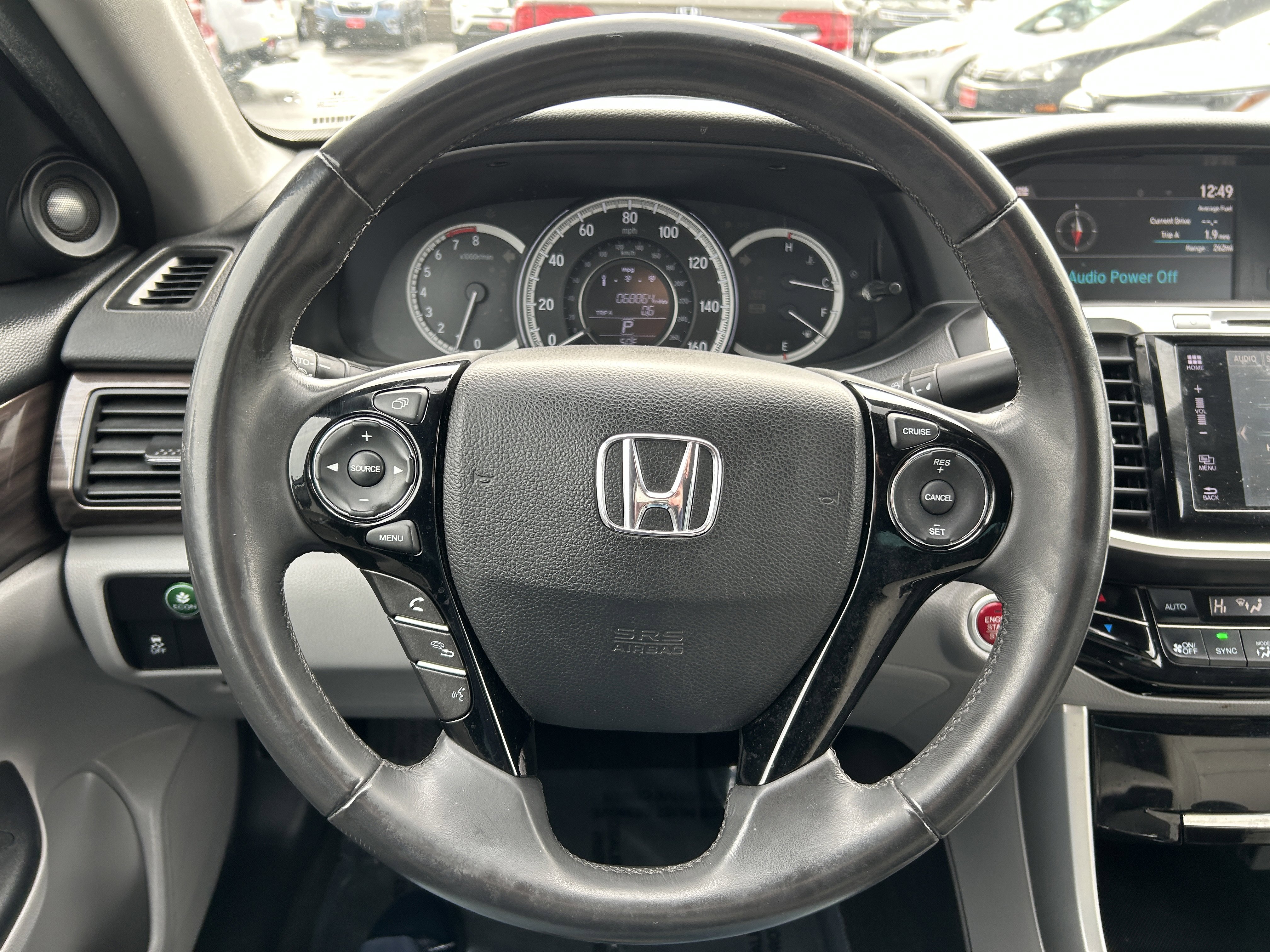 Used 2017 Honda Accord EX-L image 11