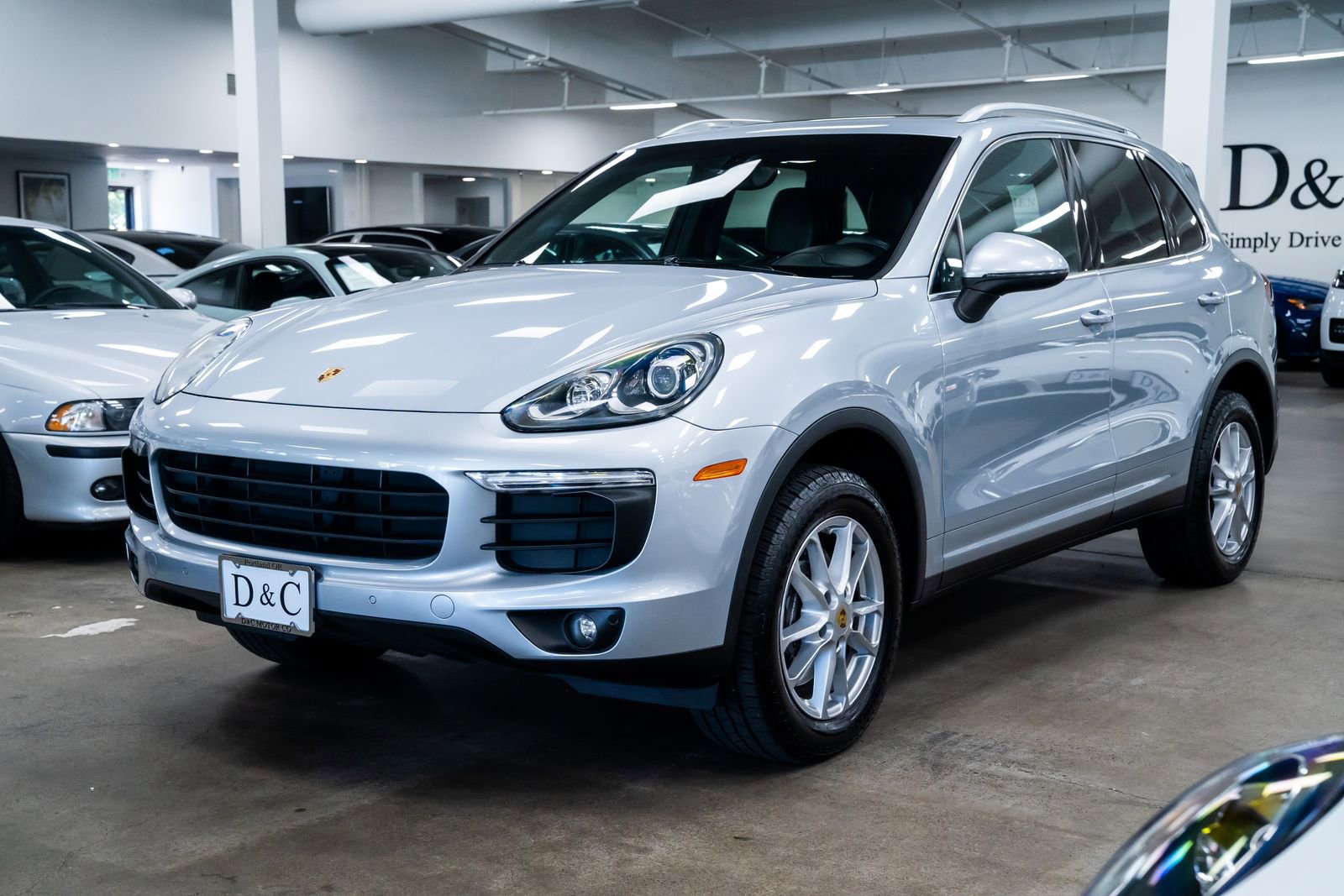 Used 2016 Porsche Cayenne AWD/4WD image 3