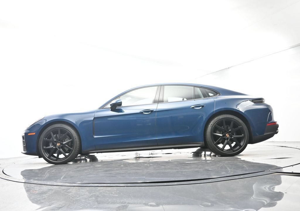 Certified 2026 Porsche Panamera RWD image 47