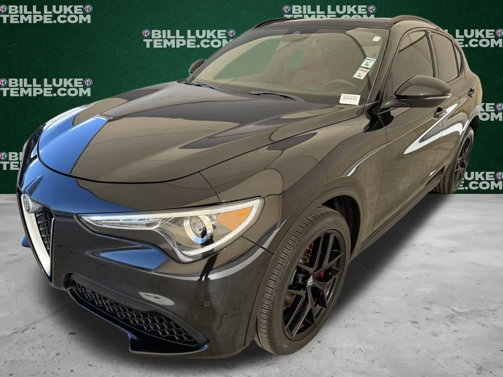 Used 2019 Alfa Romeo Stelvio Ti Sport w/ Quick Order Package 22S Sport image 9