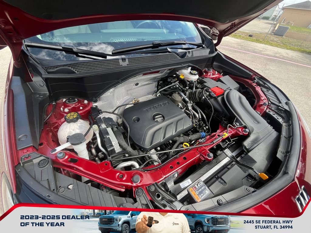 Used 2025 Buick Encore GX Avenir w/ Avenir Technology Package image 21