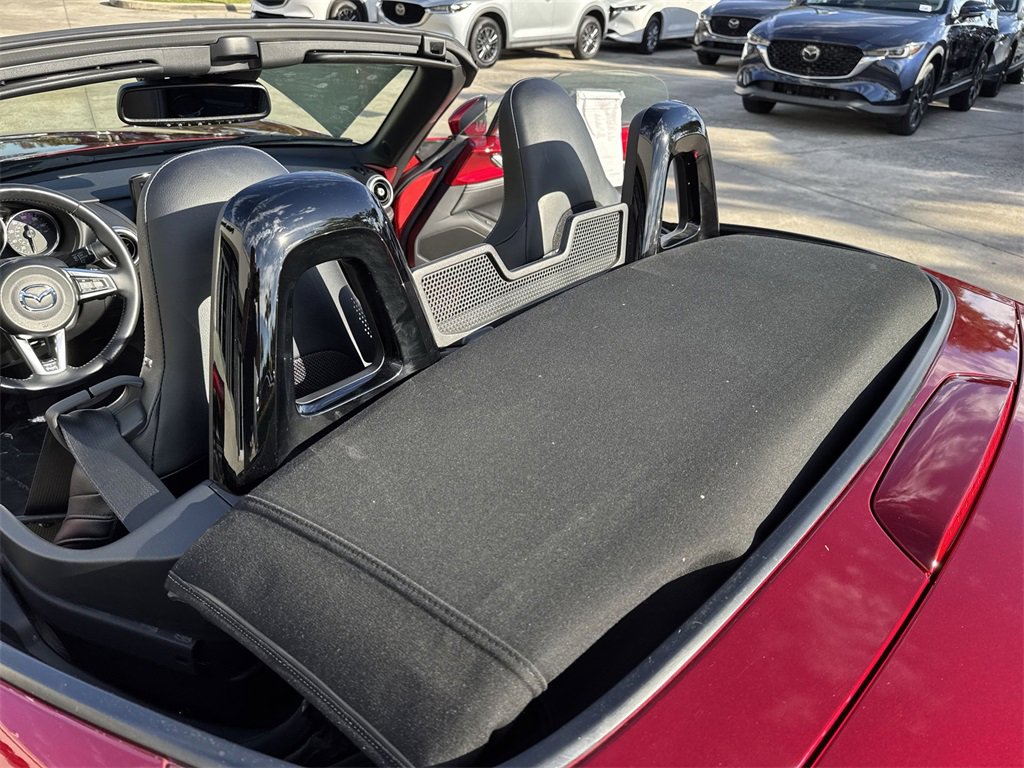Used 2022 MAZDA MX-5 Miata Grand Touring w/ Weather Package image 34