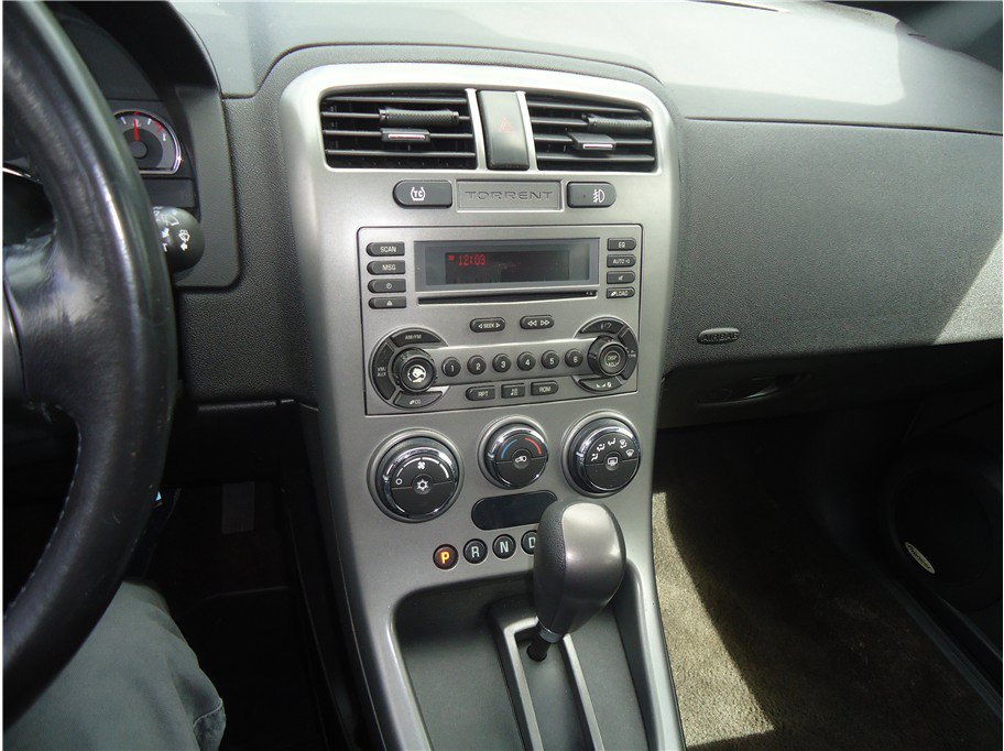 Used 2006 Pontiac Torrent 2WD w/ Preferred Package image 24