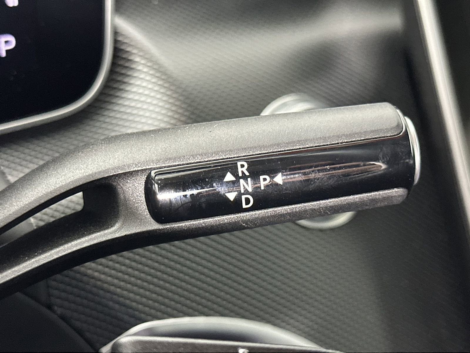 Used 2025 Mercedes-Benz C 300 Sedan image 19