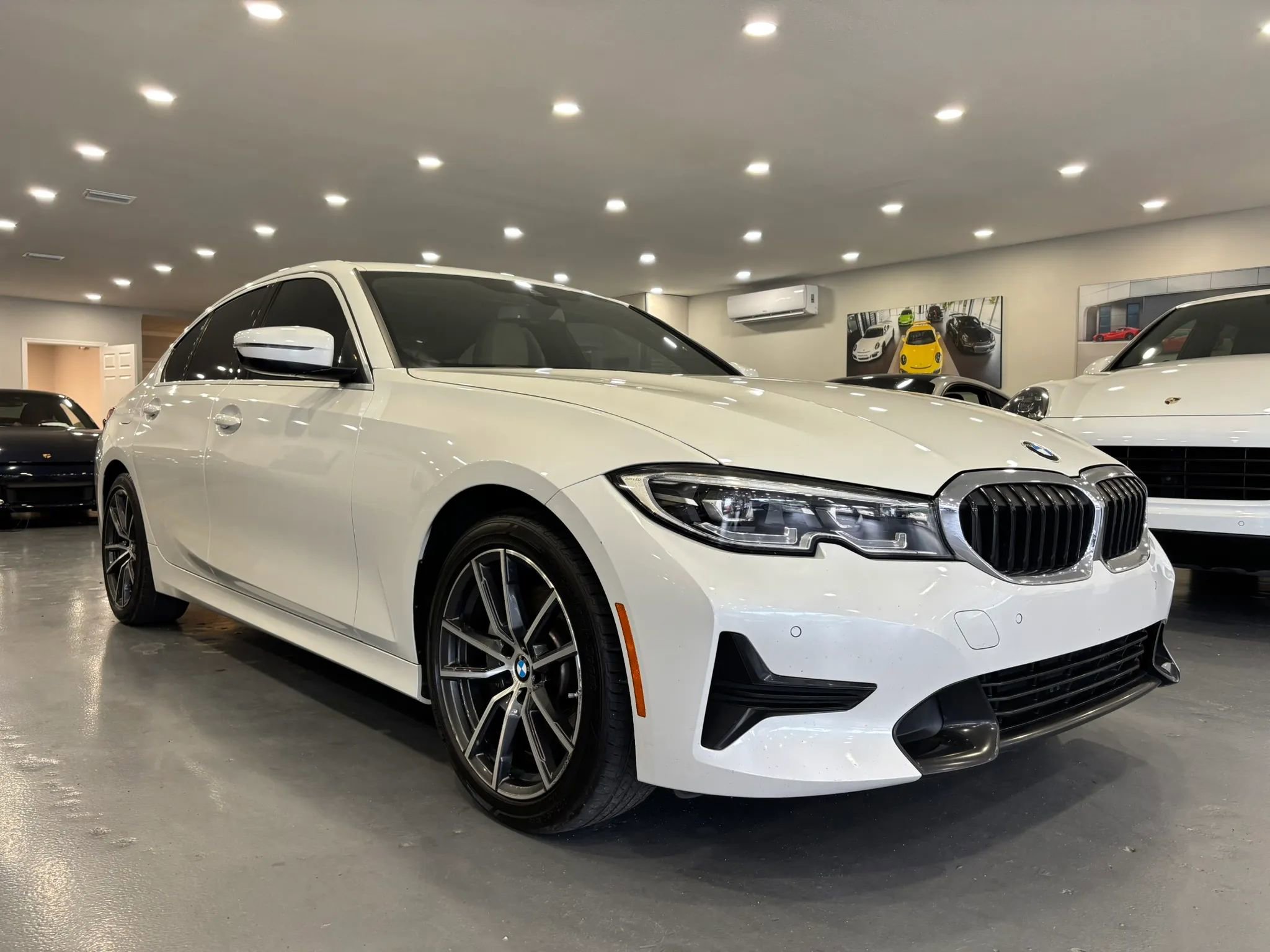 Used 2020 BMW 330i Sedan w/ Convenience Package RWD image 1